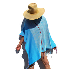 Charger l&#39;image dans la galerie, Poncho Rhamnus - 100% Cotton
